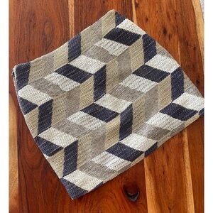 H&M Geometric Mini Skirt BNWT Size 4